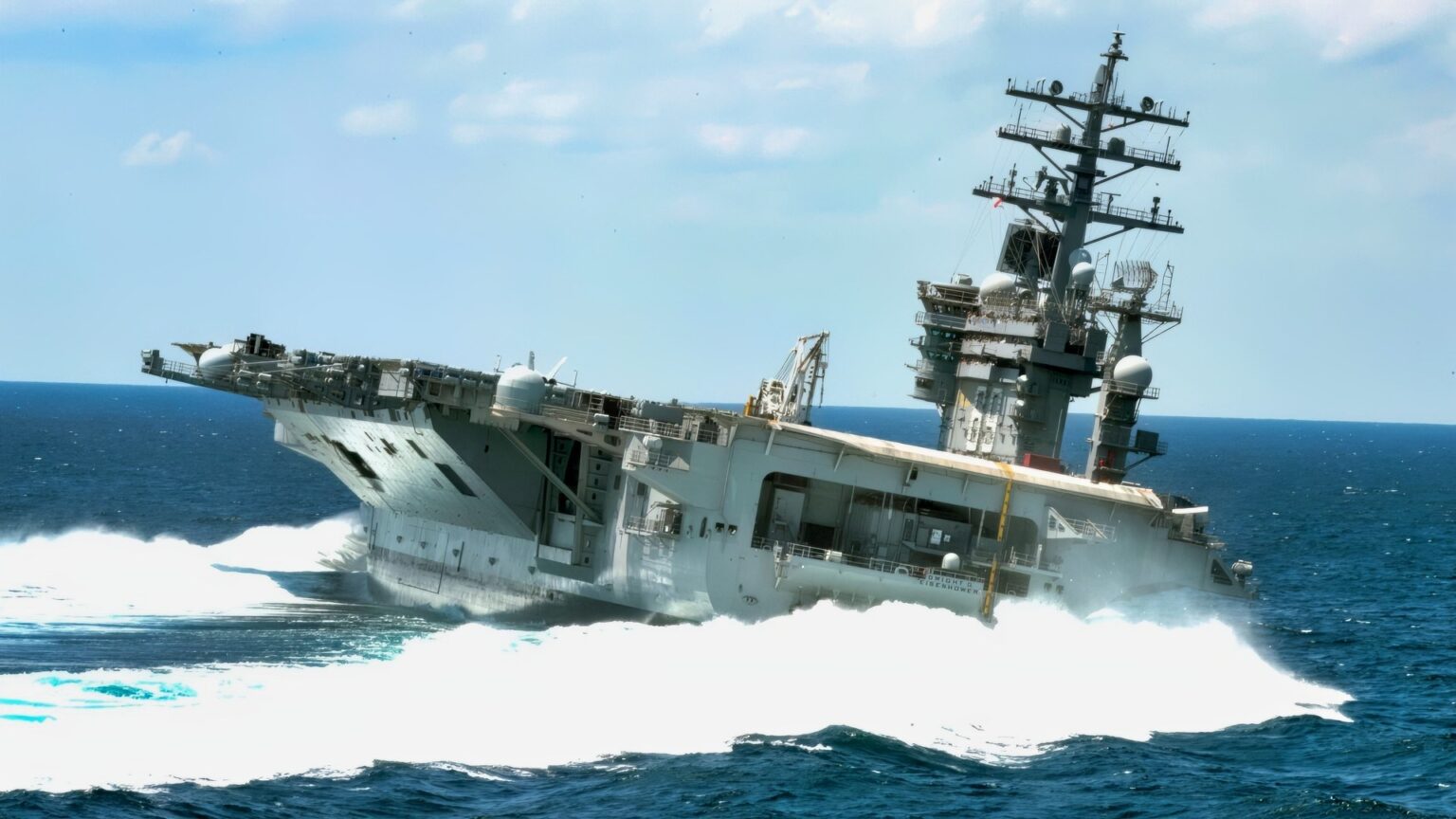 100,000 Tons, 70 Aircraft, 1 Target: The US Navy Has No Nuclear ...