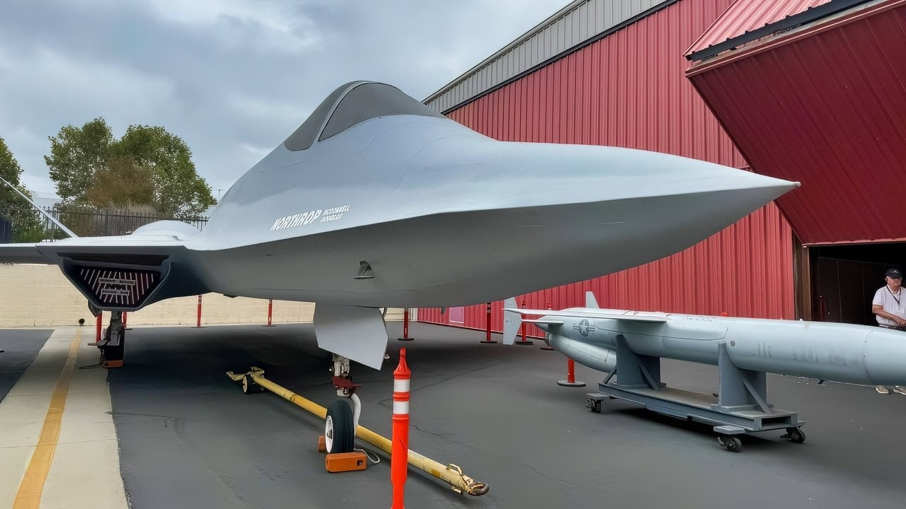 YF-23