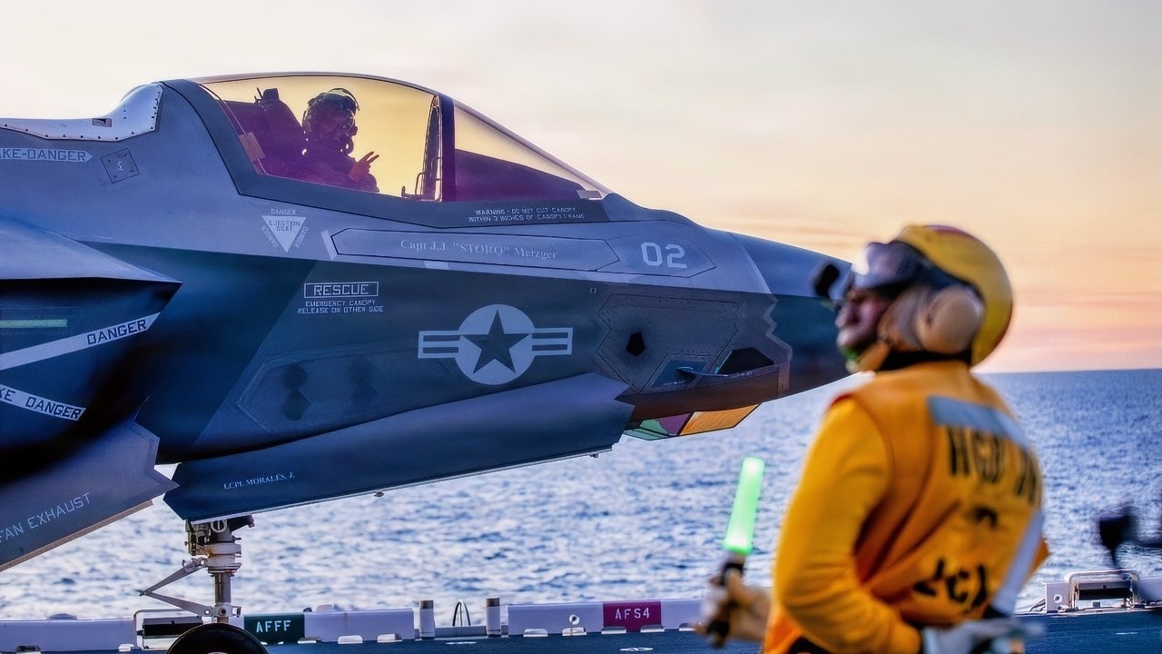 “Secure Our Skies: Canada Ready to Invest in Advanced Fighter Jets!”