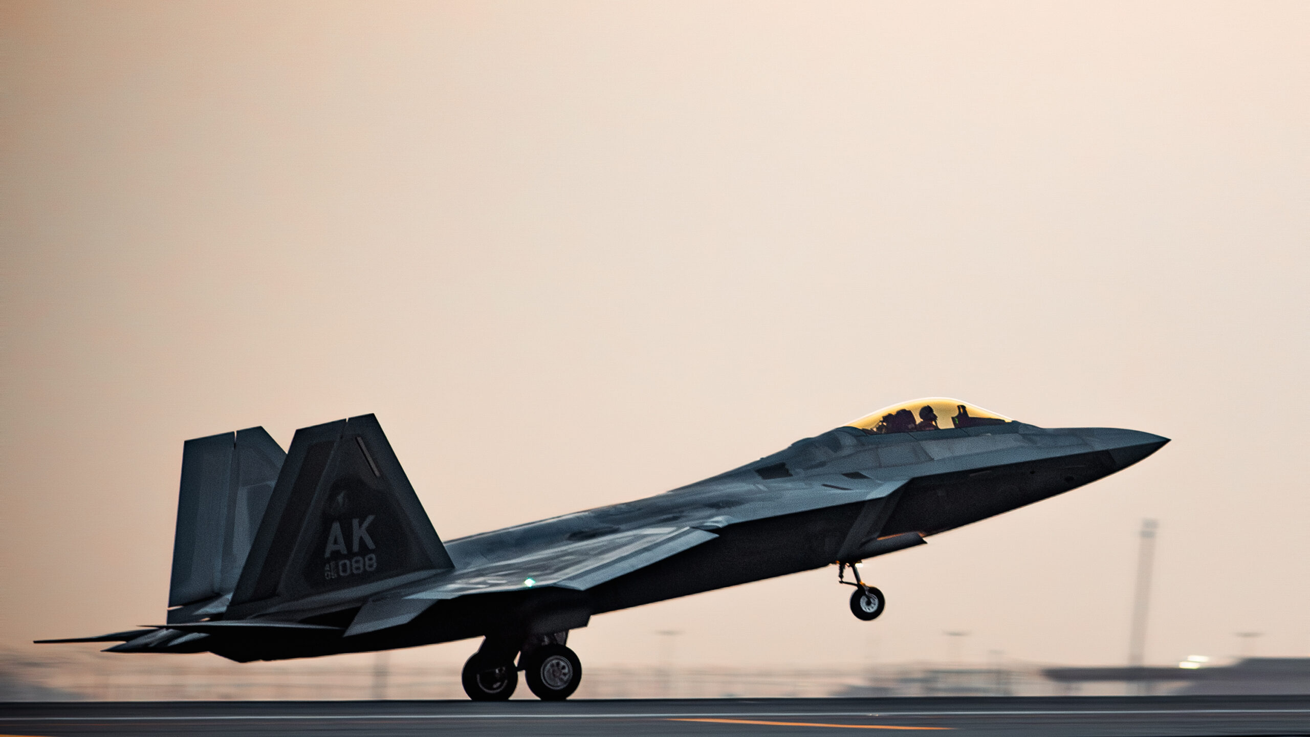 A U.S. Air Force F-22 Raptor lands within the U.S. Central Command area of responsibility (AOR), Oct. 22, 2024. The rapid deployment of the fifth-generation aircraft into the AOR in August demonstrates the United States’ dedication to addressing threats posed by Iran and Iranian-backed groups in order to maintain stability in the region. (U.S. Air Force photo)