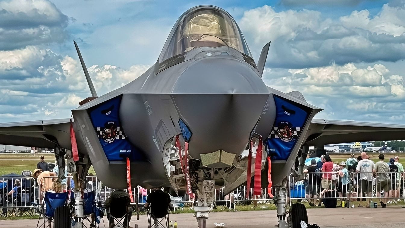 F-35C Lakeland Airshow Photo 19FortyFive