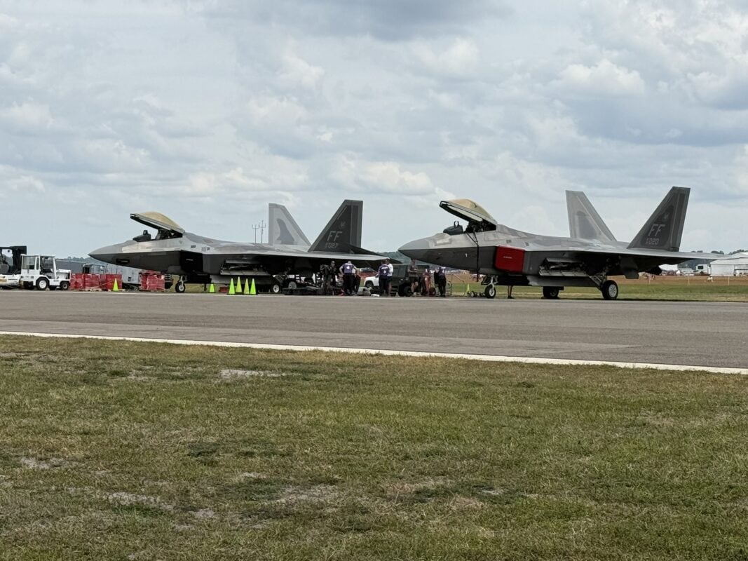 'Hit the Breaks In Mid-Air': We Saw the F-22 Raptor Fighter Demo Team ...