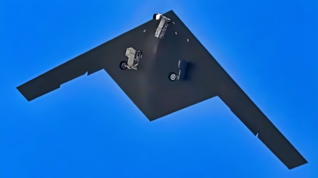 RQ-180 Mini Stealth Drone Like B-21 Raider