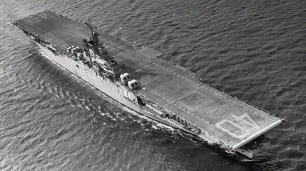 Essex-class US Navy Aircraft Carrier USS Tarawa (CV-40)