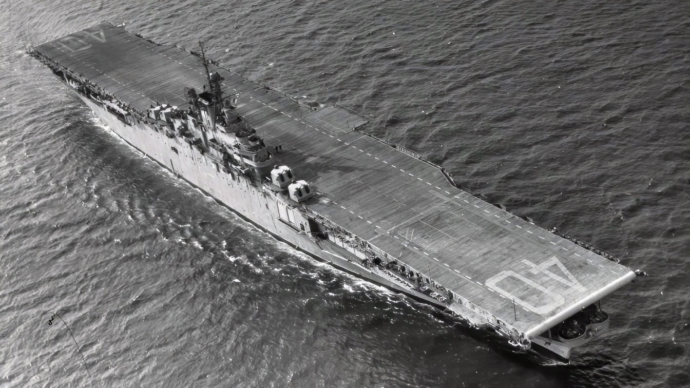 Essex-class US Navy Aircraft Carrier USS Tarawa (CV-40)