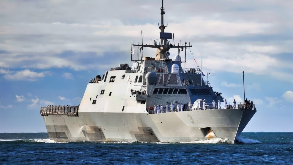 The littoral combat ship USS Fort Worth (LCS 3) arrives to Joint Base Pearl Harbor-Hickam for a scheduled port visit. Fort Worth deployed for a scheduled 16-month rotational deployment to Singapore in support of the Navy's strategic rebalance to the Pacific. Fort Worth is the first littoral combat ship to deploy under the 3-2-1 manning concept, swapping fully trained crews roughly every four months and extending the littoral combat ship forward presence. (U.S. Navy photo by Mass Communication Specialist 2nd Class Diana Quinlan/Released)