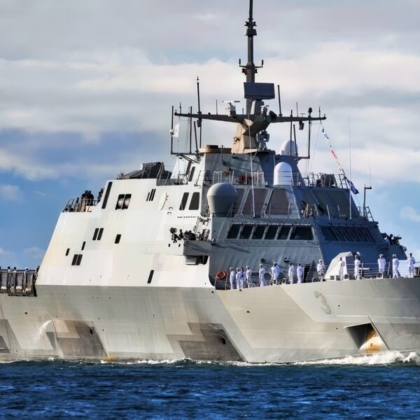 The littoral combat ship USS Fort Worth (LCS 3) arrives to Joint Base Pearl Harbor-Hickam for a scheduled port visit. Fort Worth deployed for a scheduled 16-month rotational deployment to Singapore in support of the Navy's strategic rebalance to the Pacific. Fort Worth is the first littoral combat ship to deploy under the 3-2-1 manning concept, swapping fully trained crews roughly every four months and extending the littoral combat ship forward presence. (U.S. Navy photo by Mass Communication Specialist 2nd Class Diana Quinlan/Released)